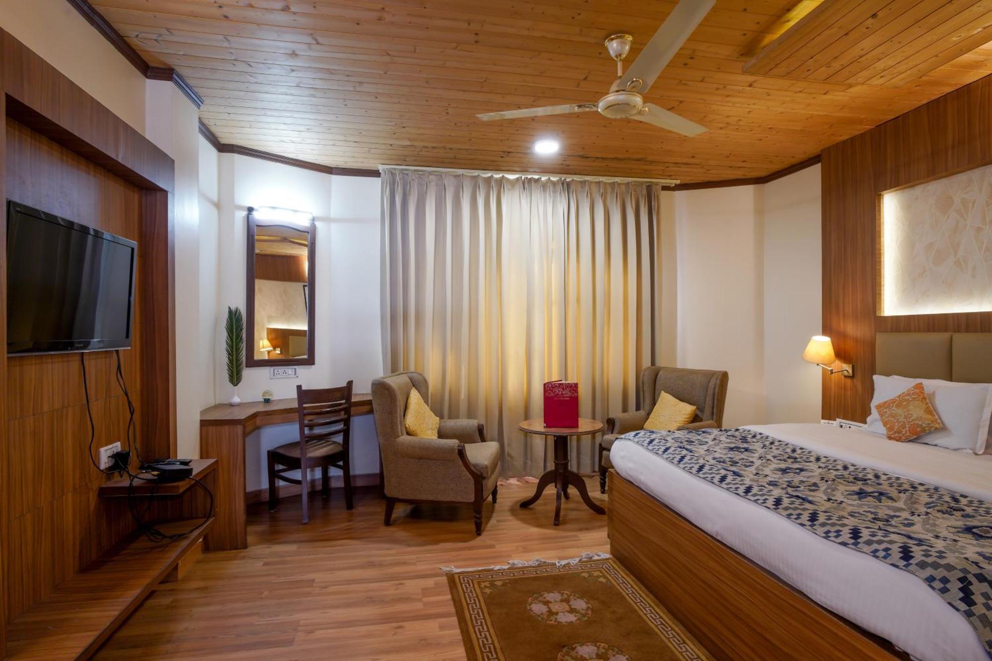 Vilasa Lall Ji Resort Dalhousie Exterior foto
